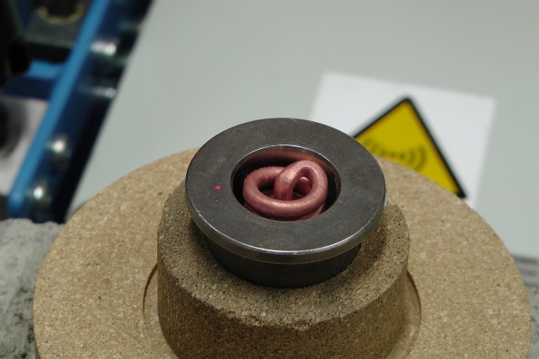 Shrinking with induction heating